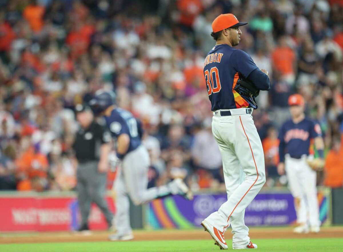 August 10, 2018: A member of the Astros Shooting Stars interacts