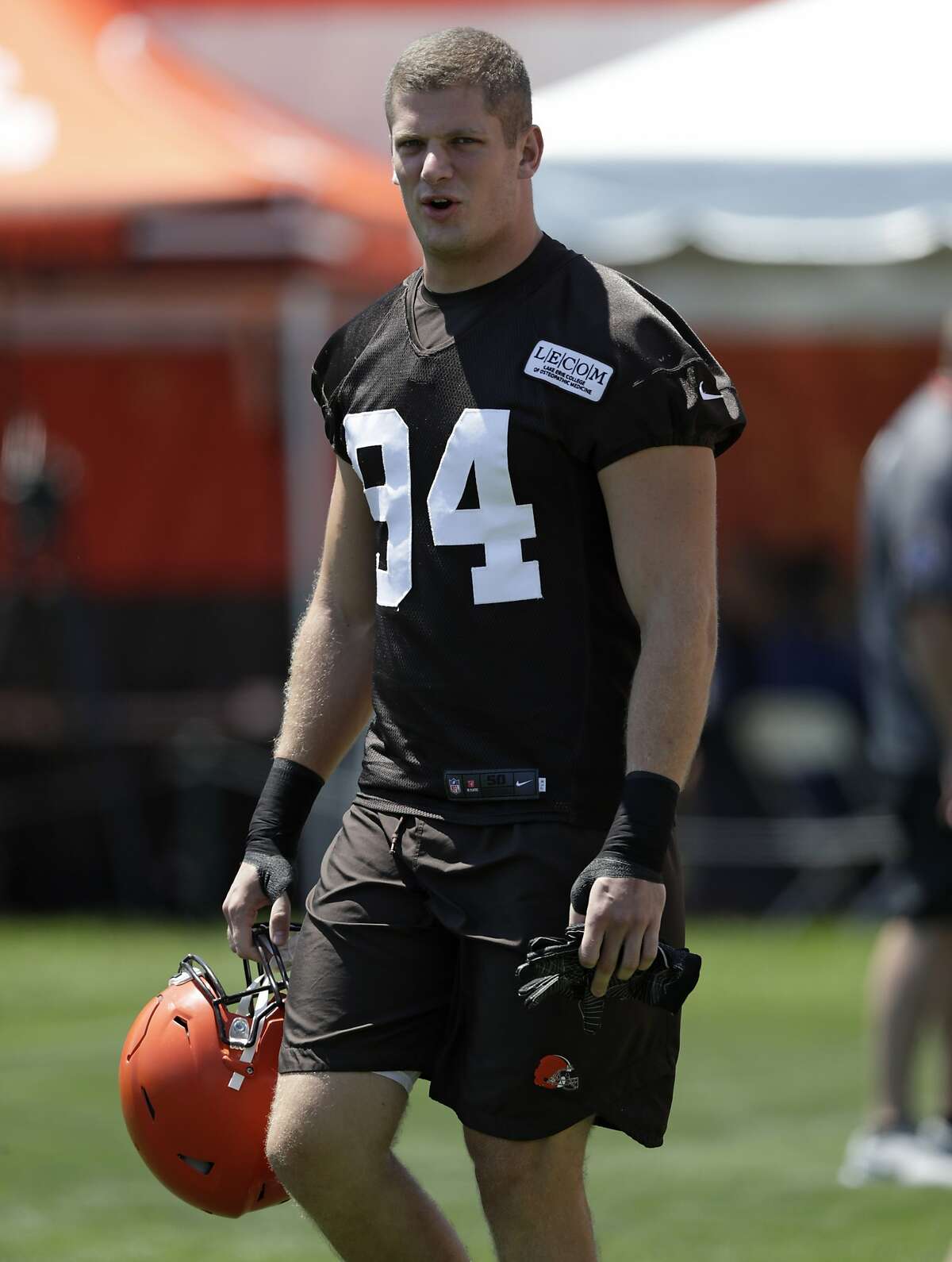 ‘Hard Knocks’ shows Browns’ Carl Nassib has future in TV as well as
