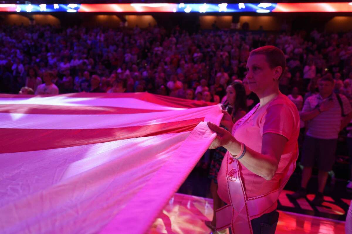The Connecticut Sun honored breast cancer survivors and promoted breast cancer awareness during Sunday's game.