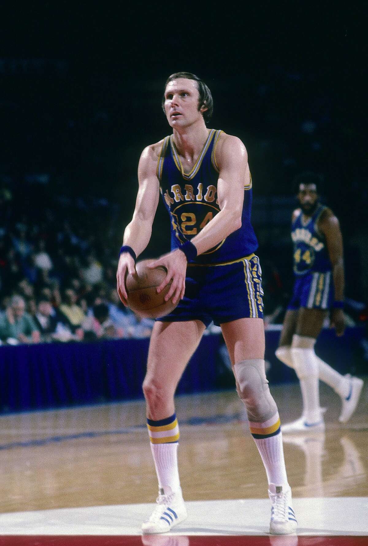 This date in Bay Area sports Warriors’ Rick Barry goes for 64 in 1974