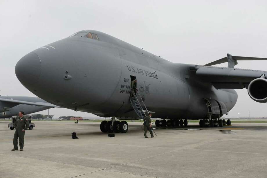 Video surfaces of massive C-5 cargo plane landing in San Antonio ...