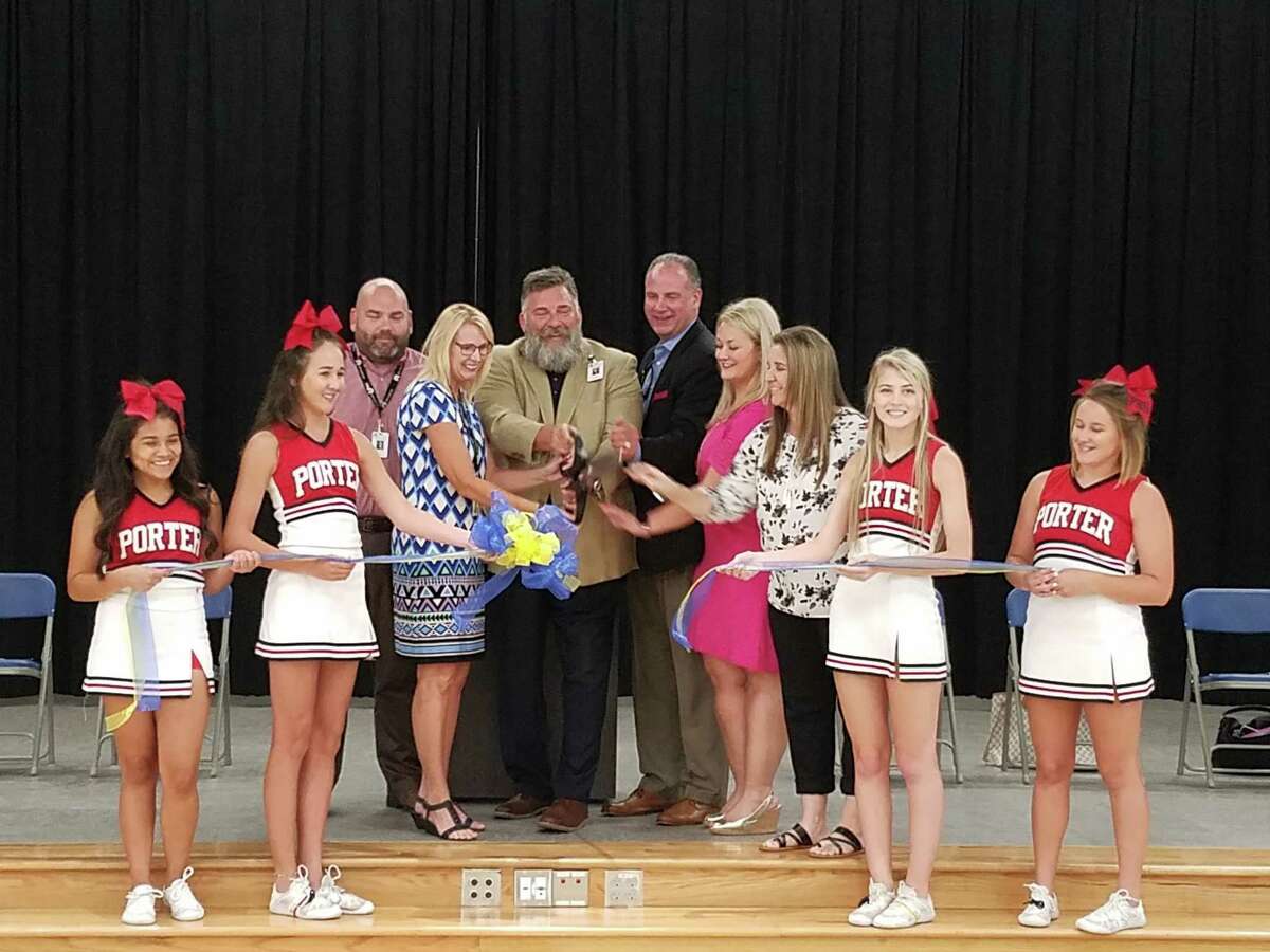 New Caney ISD board members and Porter High School cheerleaders celebrated the opening of Brookwood Forest Elementary with a ribbon-cutting ceremony and tours of the school on Tuesday, Aug. 14, 2018.