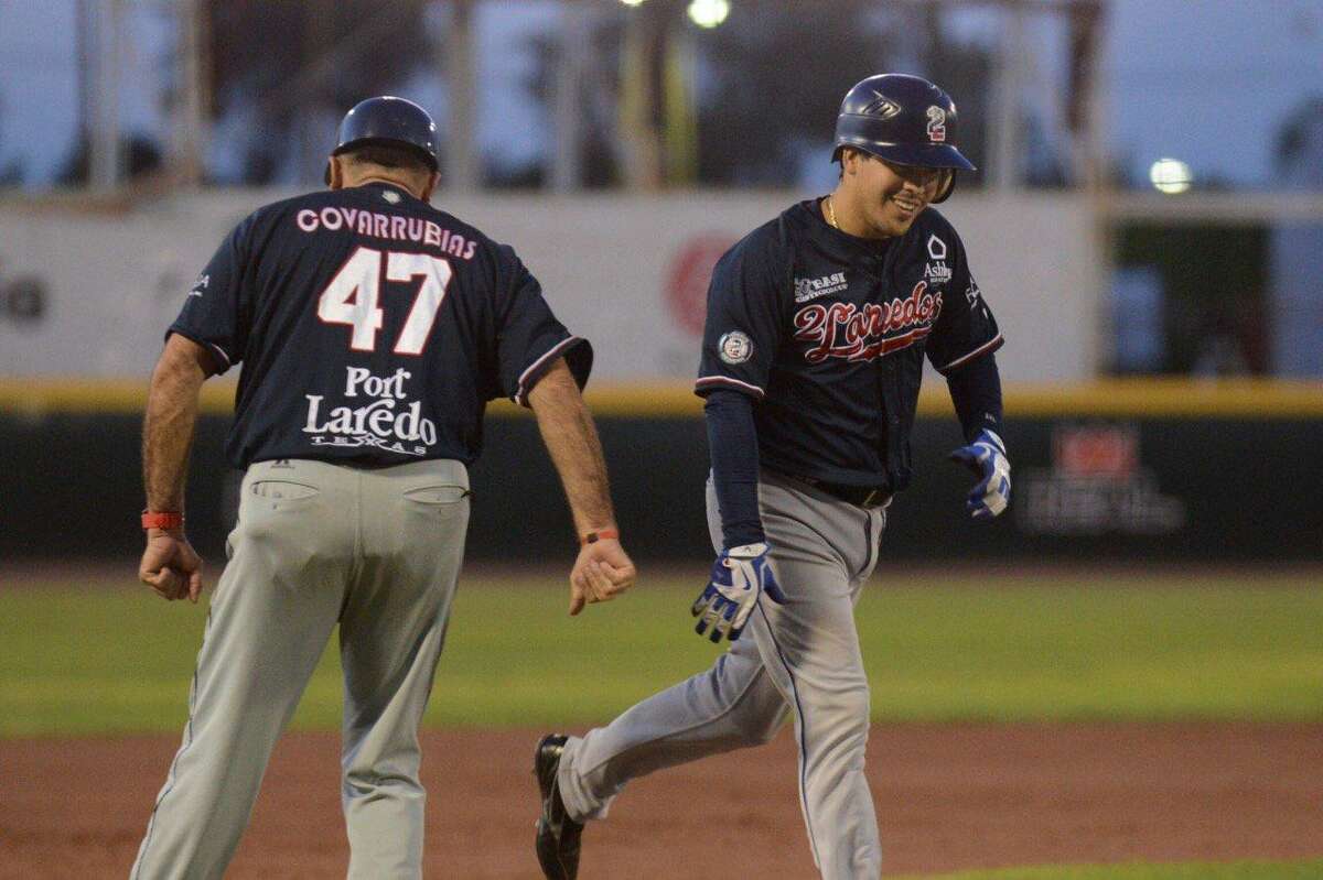 Shortstop Ivan Bellazetin had two of the team’s five home runs on Wednesday night as the Tecolotes Dos Laredos won 18-6 at Algodoneros Union Laguna setting a new season-high in scoring.