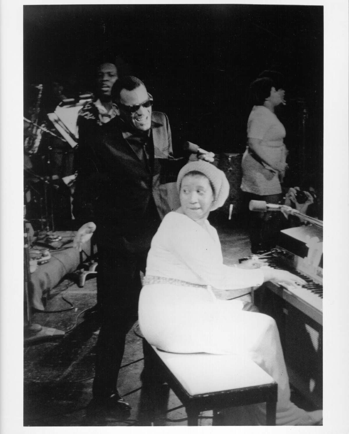 Aretha Franklin at SF's Fillmore West: She pulled Ray Charles out of ...
