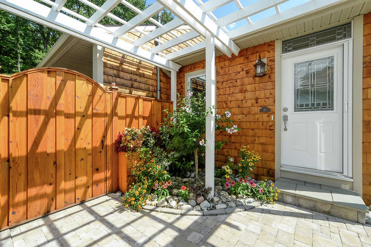 House of the Week Onelevel home in Saratoga Springs