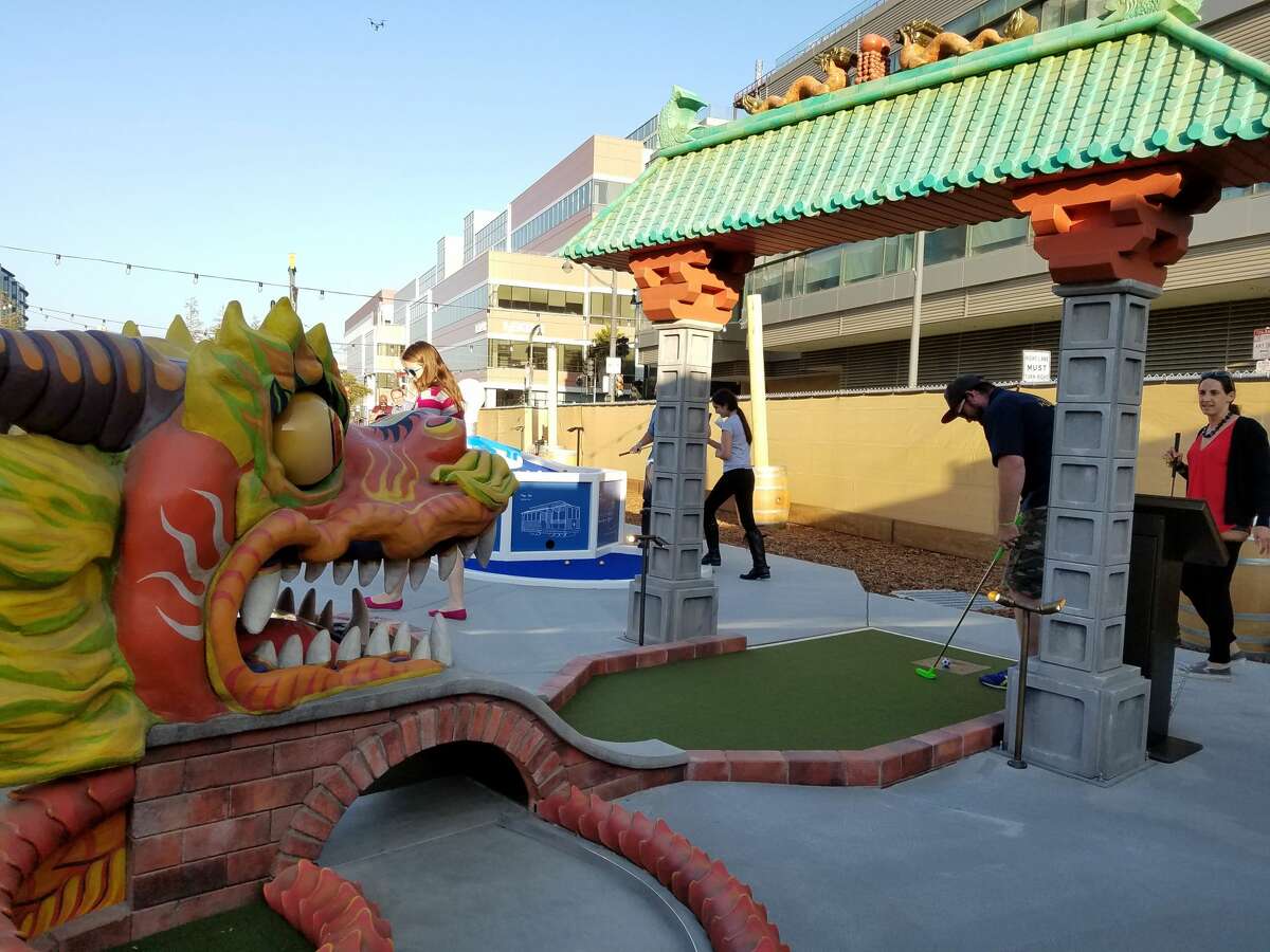 With a mini golf course, food trucks, a beer garden and tents for escaping the foggy chill, Parklab Gardens and Stagecoach Greens is a new gathering spot in San Francisco's Mission Bay neighborhood.