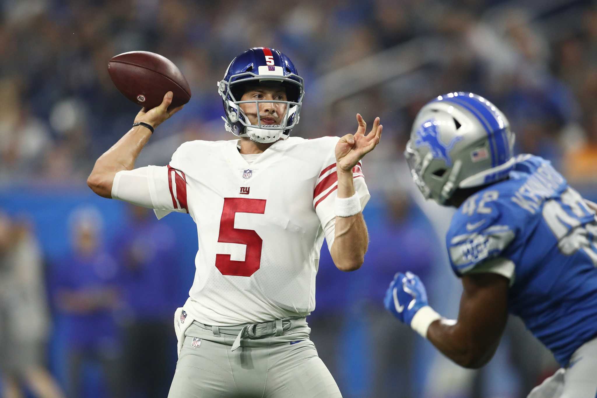 Davis Webb bounces back and helps Giants beat Lions 30-17