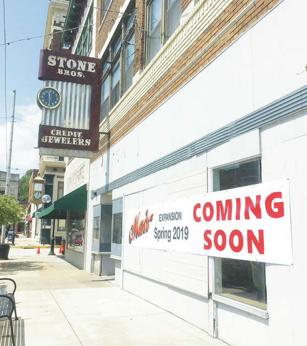 Alton businessman Mac Lenhardt told The Telegraph that he recently closed on a three-story/three-storefront commercial building at 114 W. Third St. in historic Downtown Alton, to open an expanded Mac’s Downtown Alton next spring. The building is located around the corner from his current business at 315 Belle St. The new space will be connected internally to the existing space.
