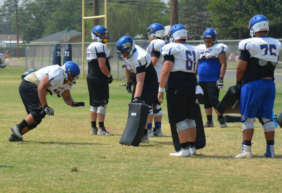 Aug. 20: Wayland Baptist Football Practice - Plainview Herald