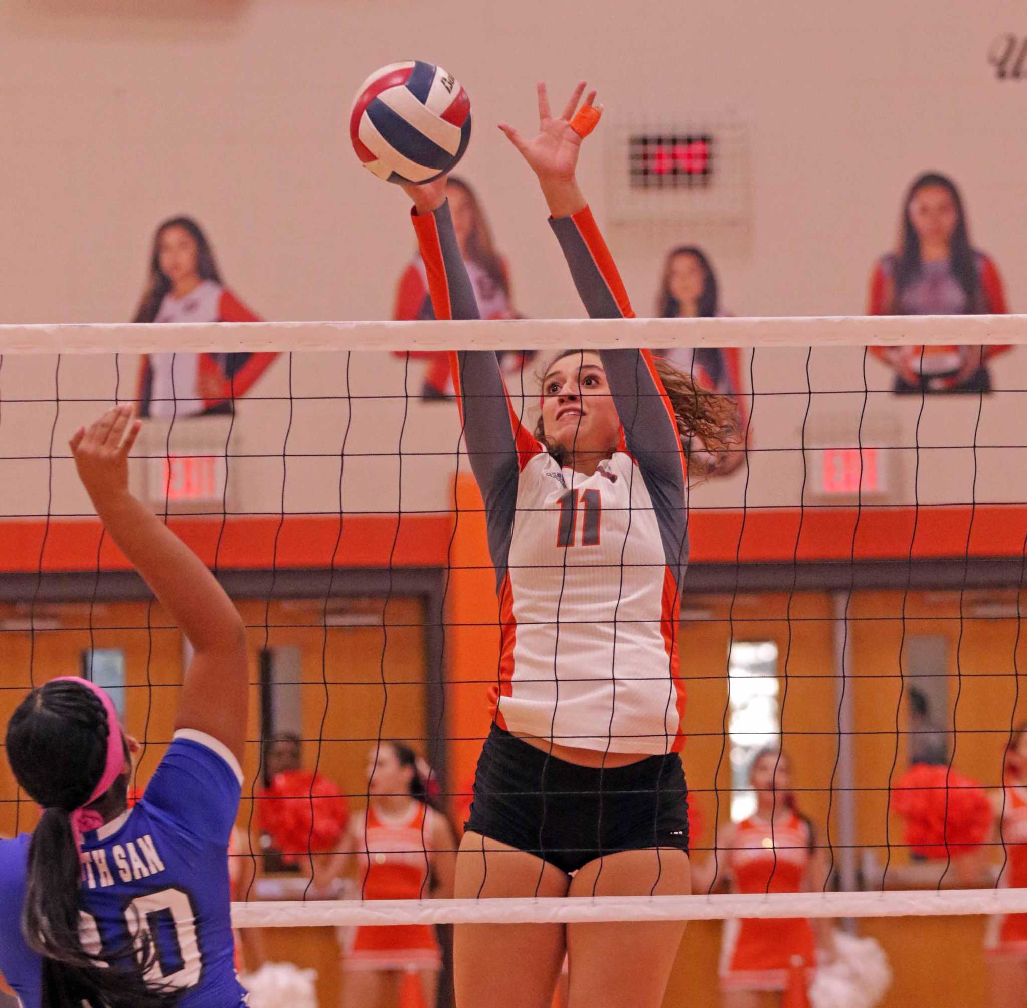 Volleyball teams aim to build on strong starts