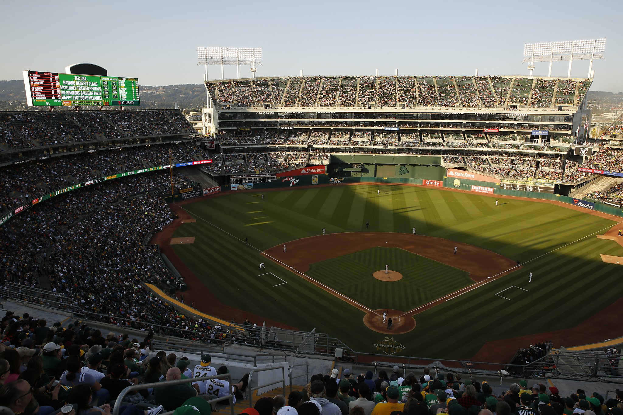 Oakland A's set Coliseum attendance record with 56,310 fans - Athletics  Nation