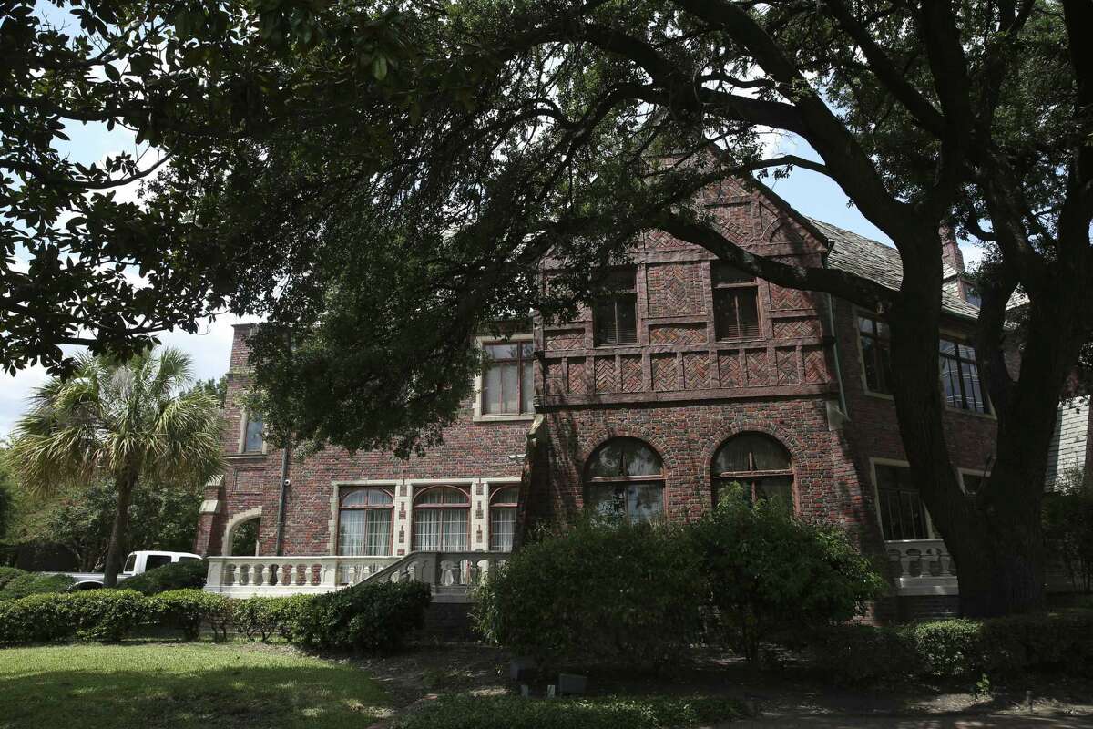 Kirby Mansion fate uncertain as property sells to Cadillac dealership - HoustonChronicle.com