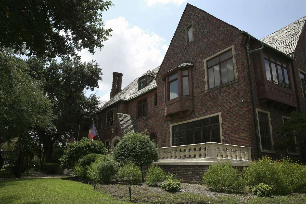 Kirby Mansion fate uncertain as property sells to Cadillac ...