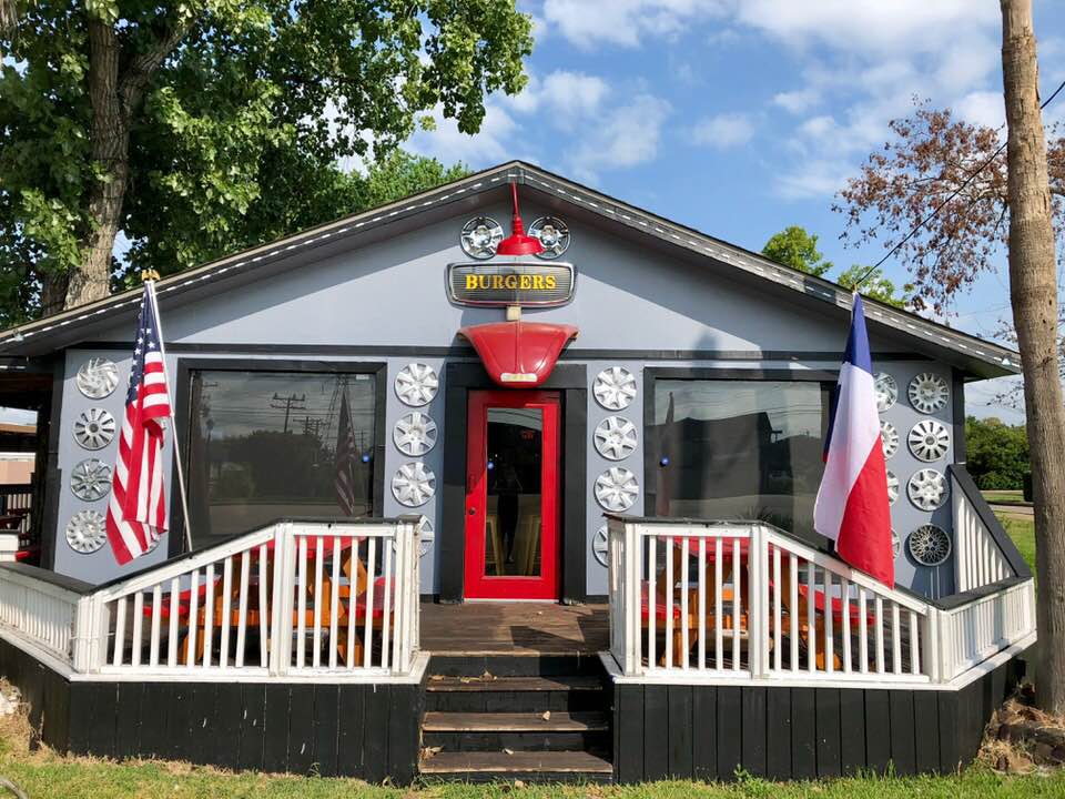 Hubcap Grill's new Seabrook location now open