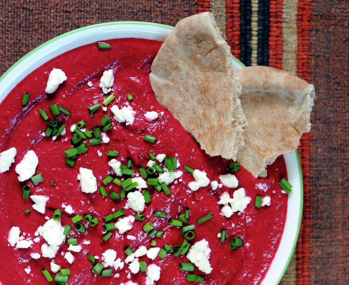 Recipe Yogurt and Beet Dip