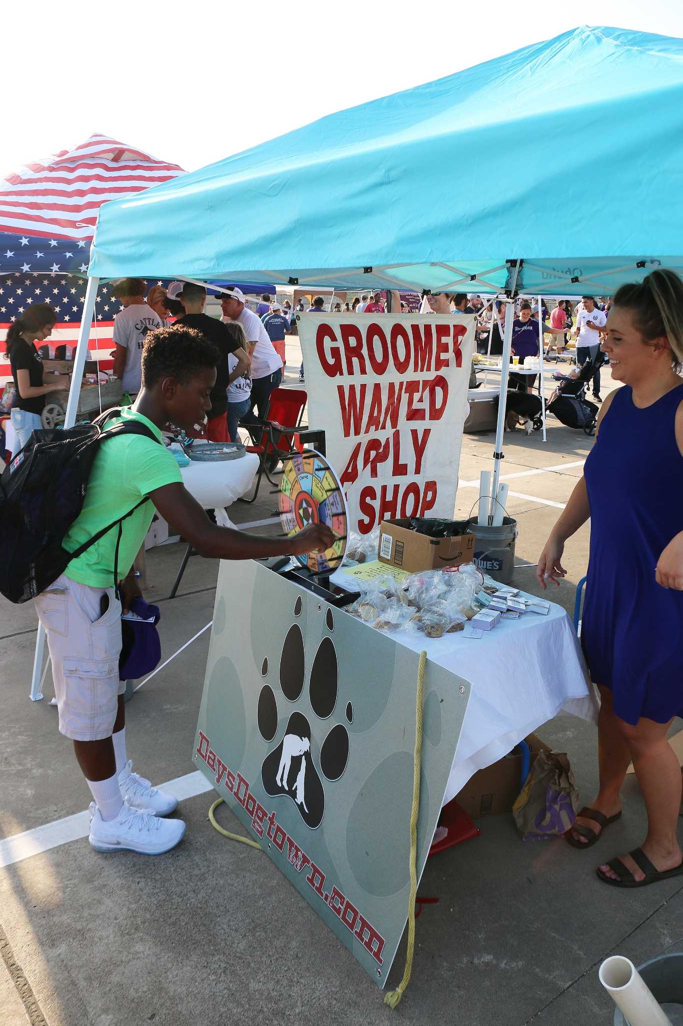 Dayton Bronco fans rally at annual football tailgate party