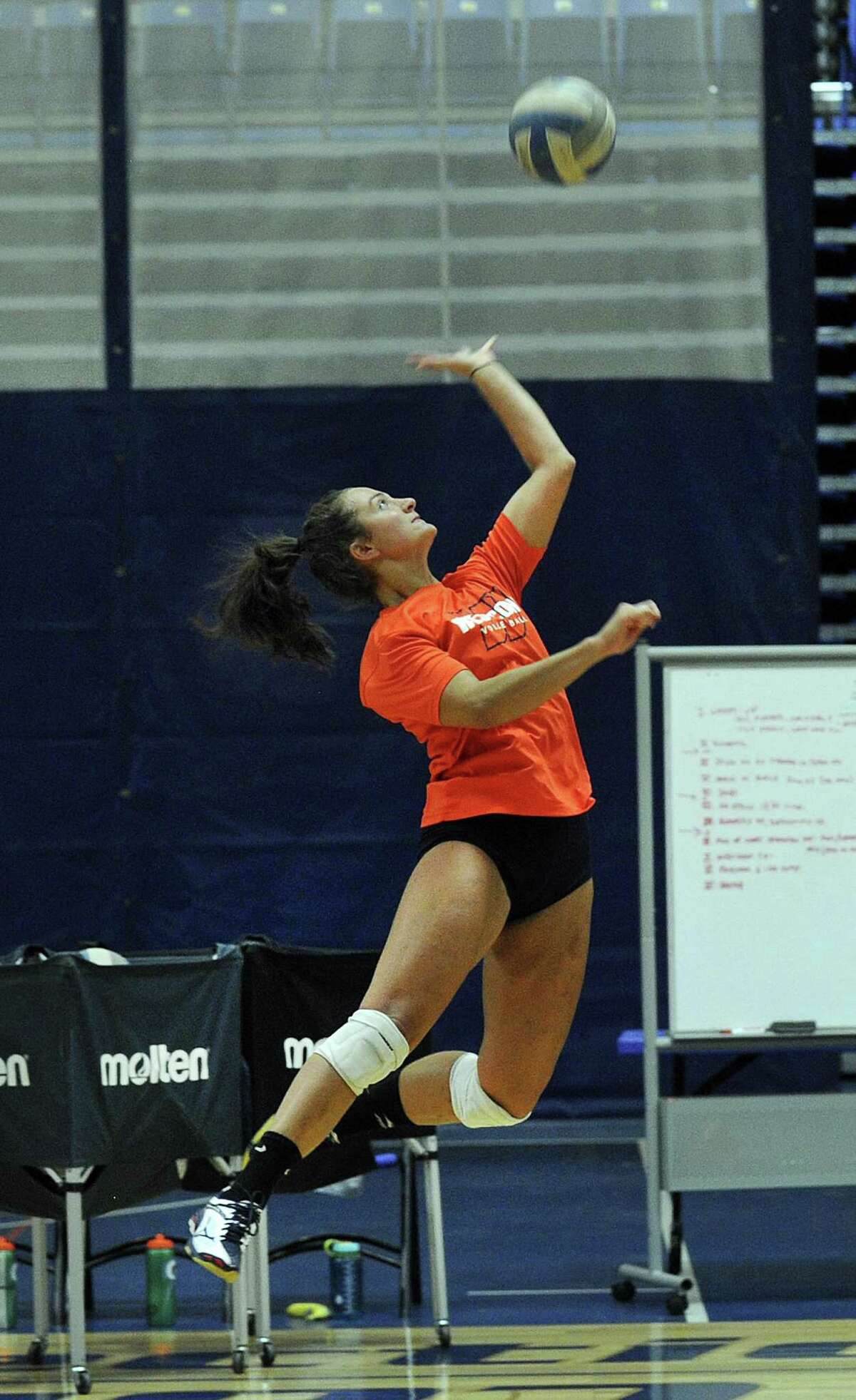 WestConn women's volleyball team on the rise