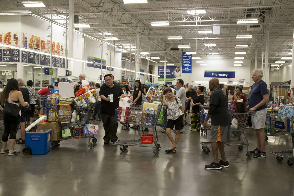 Sam's ClubChristmas Eve: Stores close at 6 p.m.