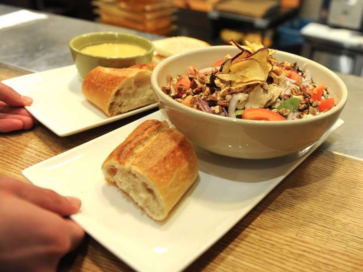 Sandwiches - Food Quality 1. Jersey Mike's - 73% 2. Firehouse Subs - 69% 3. Panera Bread - 61% 4. Jimmy John's - 59% 5. Wawa - 57% Source: Market Force Information