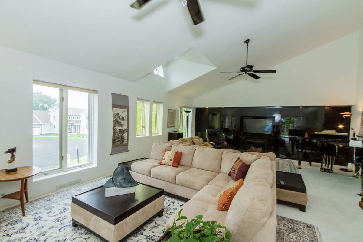 House of the Week Modern style in Stillwater