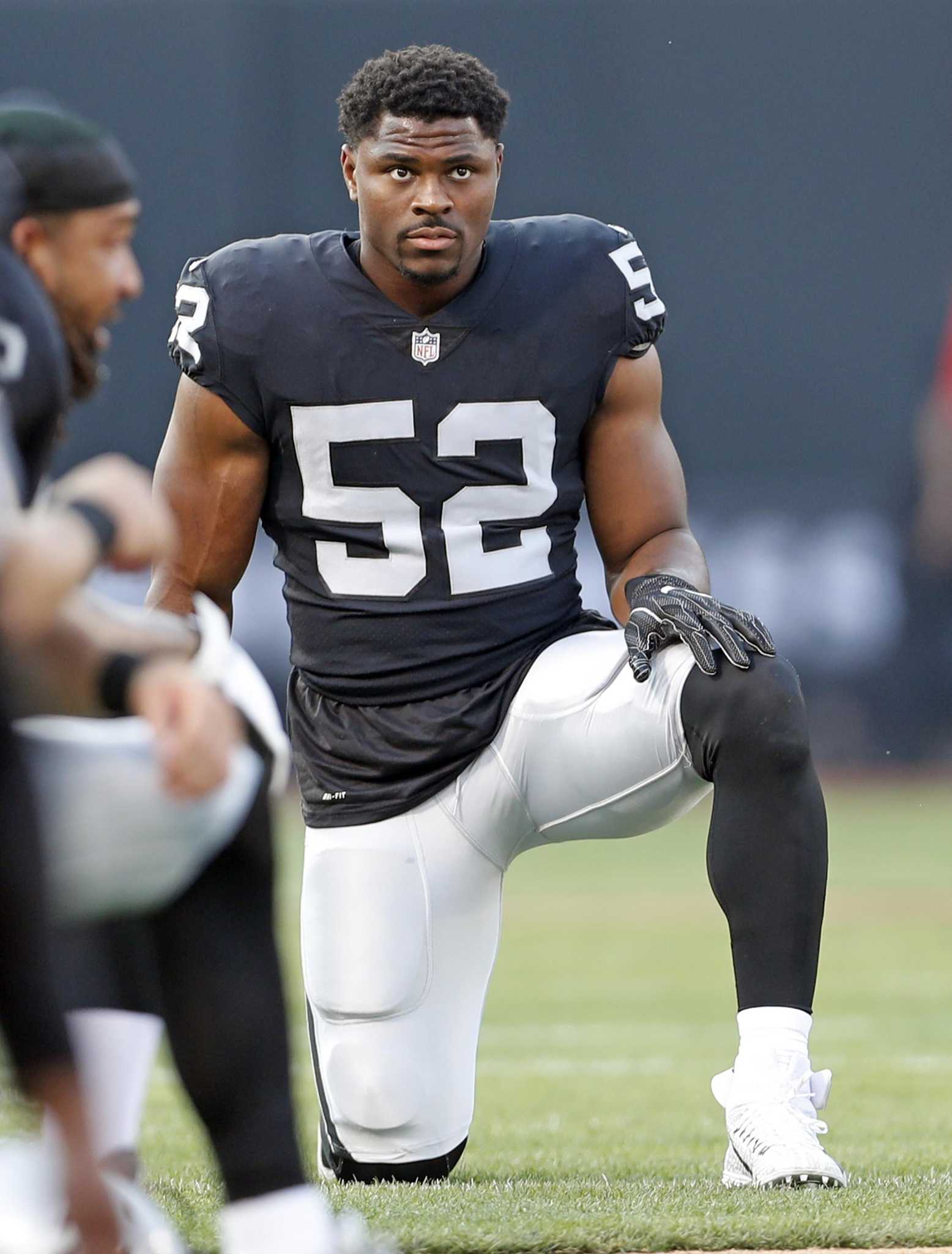 Raiders fans call for a revolt after team trades Khalil Mack to the ...