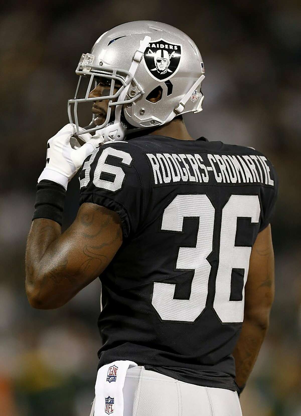 Cornerback Rodgers-Cromartie adds 'clout' to Raiders secondary