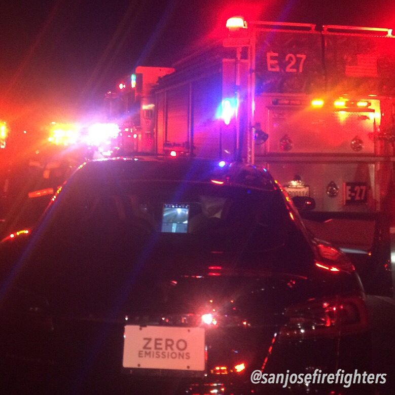 1 arrested after Tesla crashes into San Jose fire truck