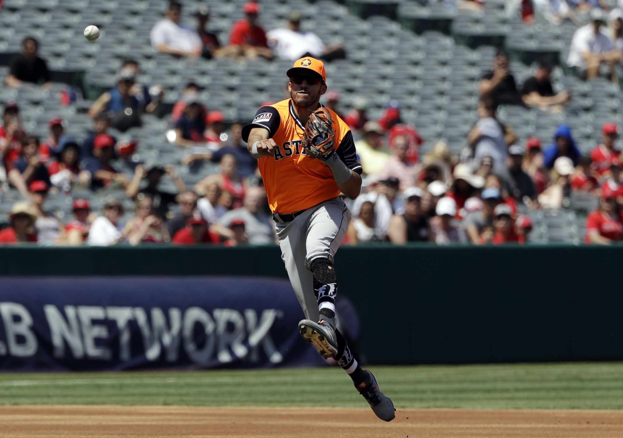 Framber Valdez shines in first MLB start as Astros sweep Angels