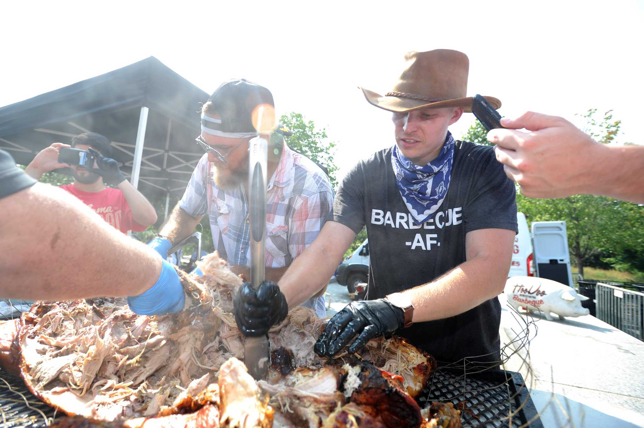Ridgefield restaurant has CT's best barbecue, says Food & Wine - Vimarsana News