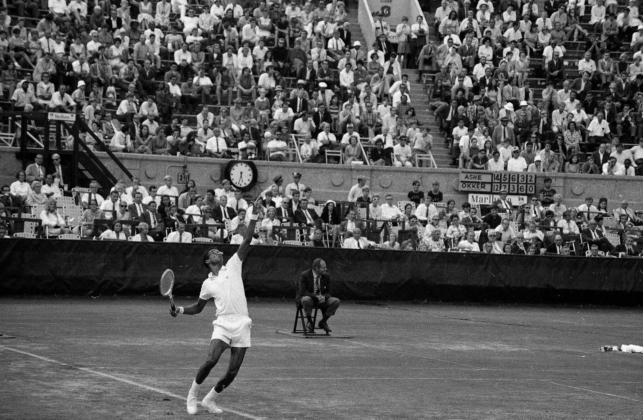 Bardou Tennis Academy Brasil - 🎾🇧🇷Coube também aos ingleses trazer o  tênis para o Brasil, o que ocorreu no final da década de 1880, período em  que o país passava por um