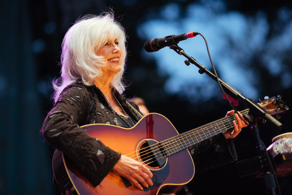 Emmylou Harris to play Midland College Oct. 9