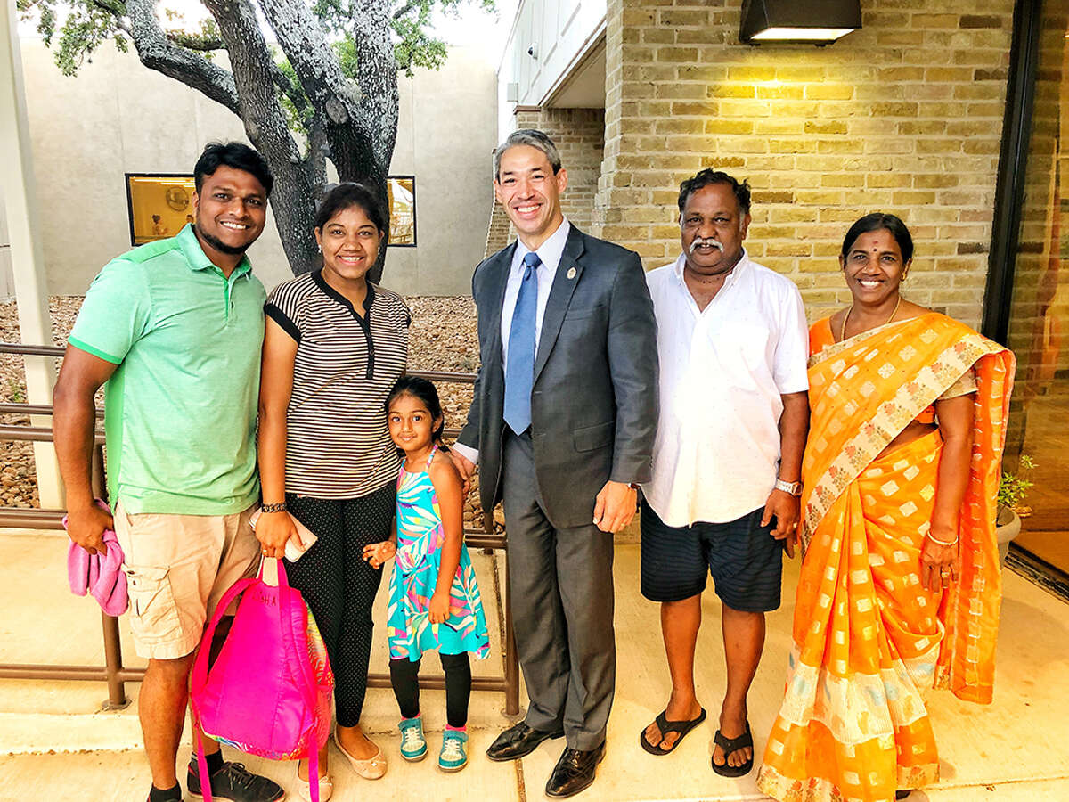 photos-first-day-of-school-in-the-san-antonio-area-in-2018