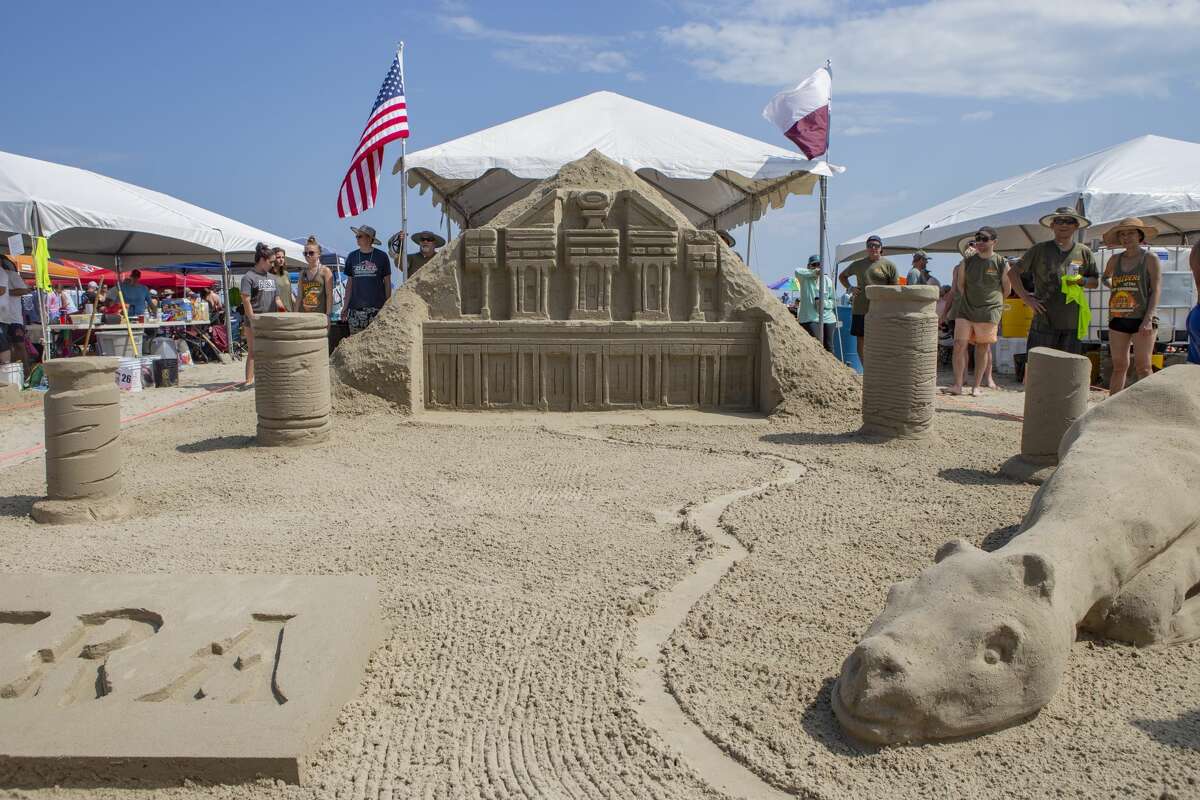 Popular Galveston Island sandcastle competition slated for Aug. 24