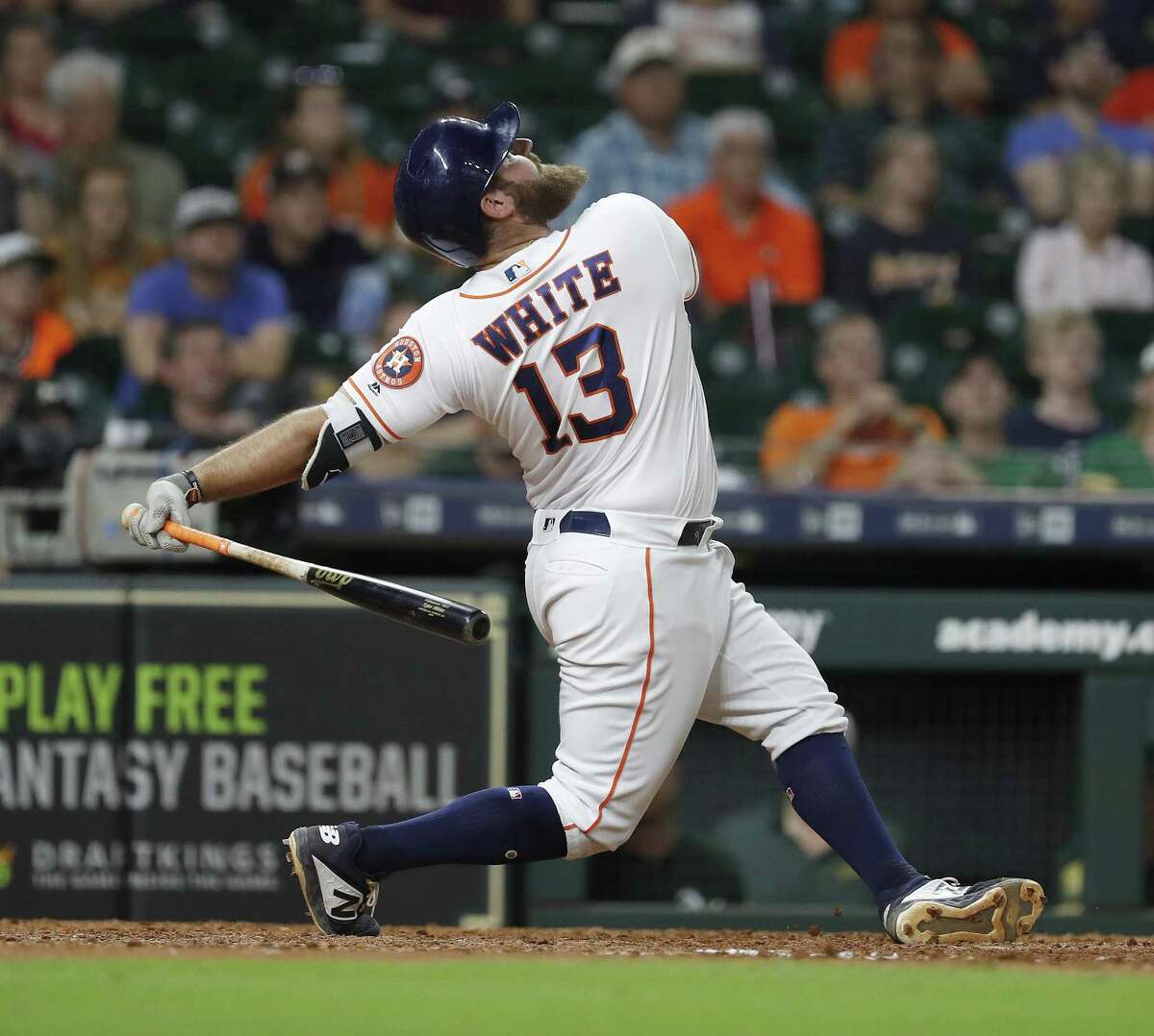 Tyler White makes a great 7th impression for Astros