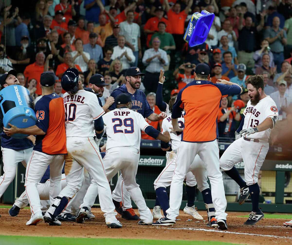 Astros walk off with win