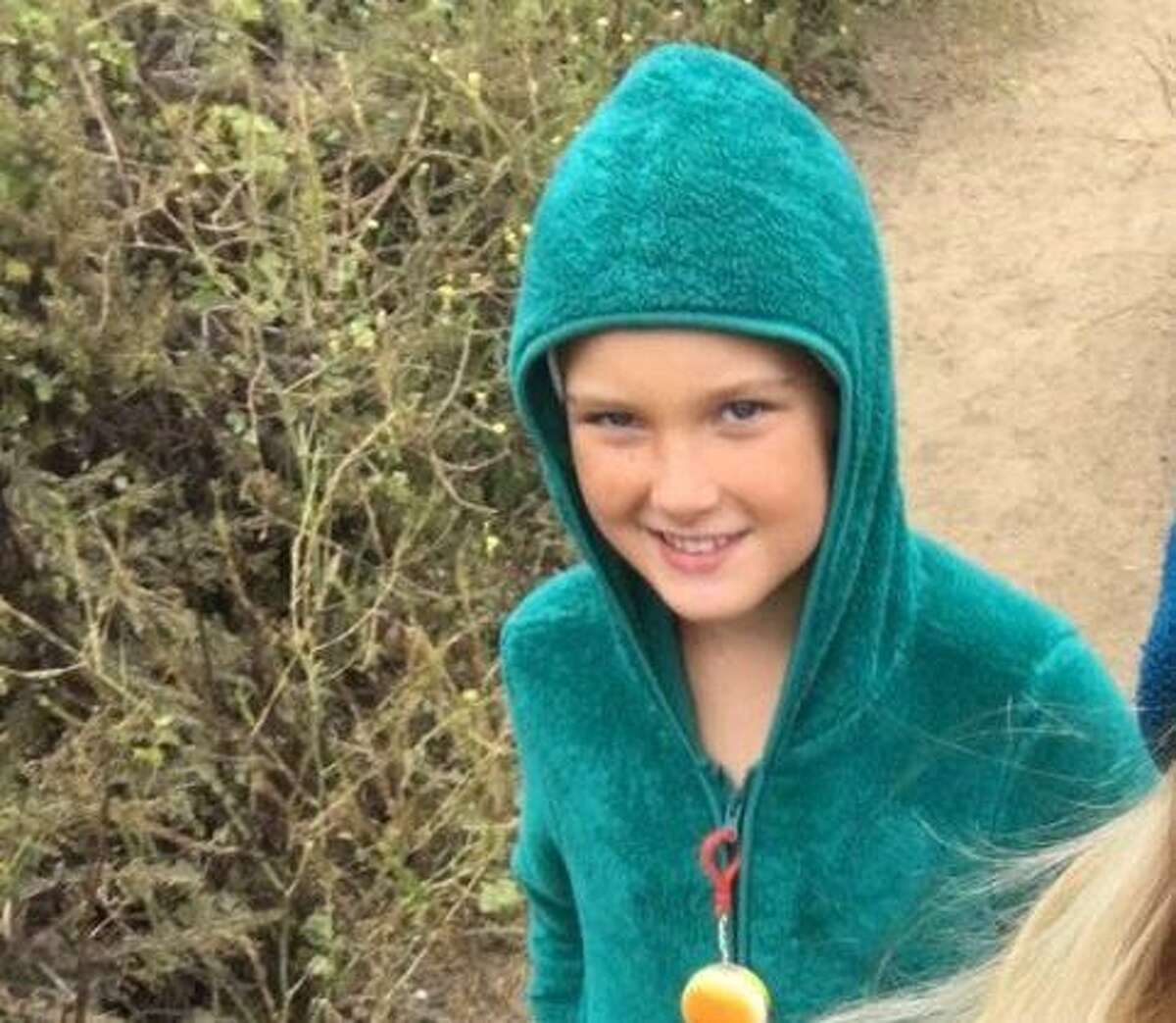 Mother, 10yearold daughter missing in California coast camping trip