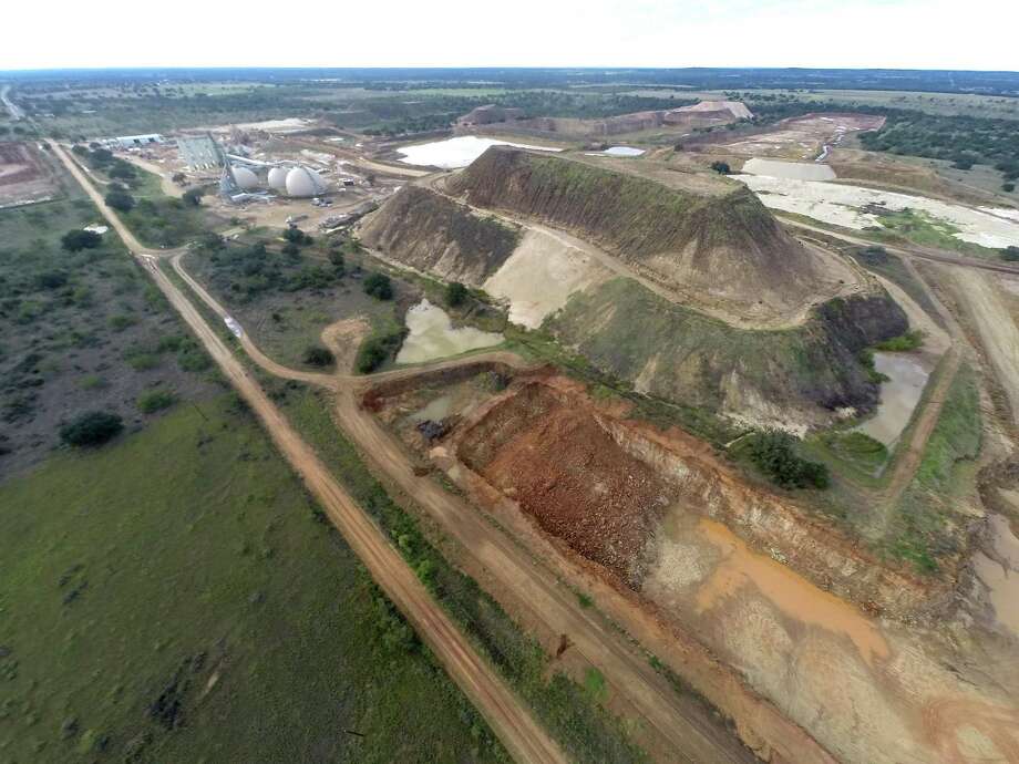 Pioneer Natural Resources buys into West Texas sand mine - San Antonio