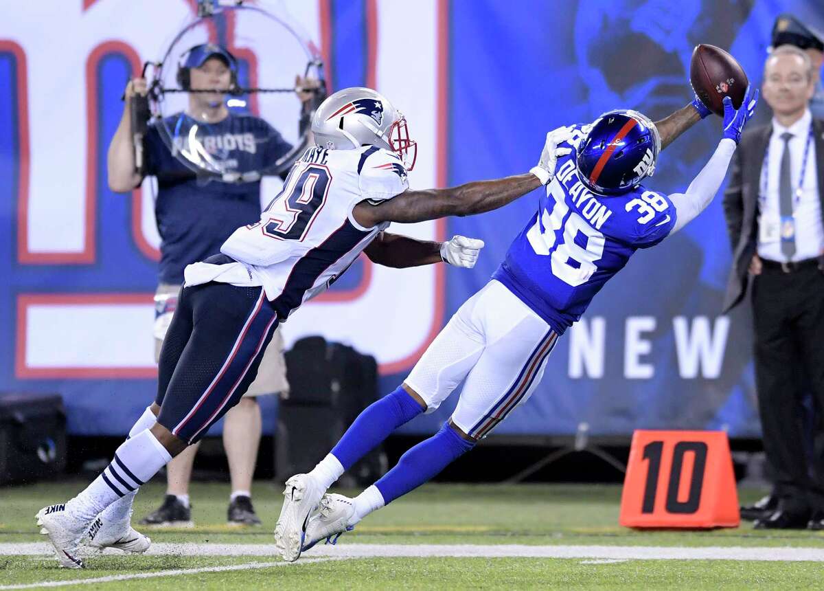 Third-stringer lifts Pats past Giants