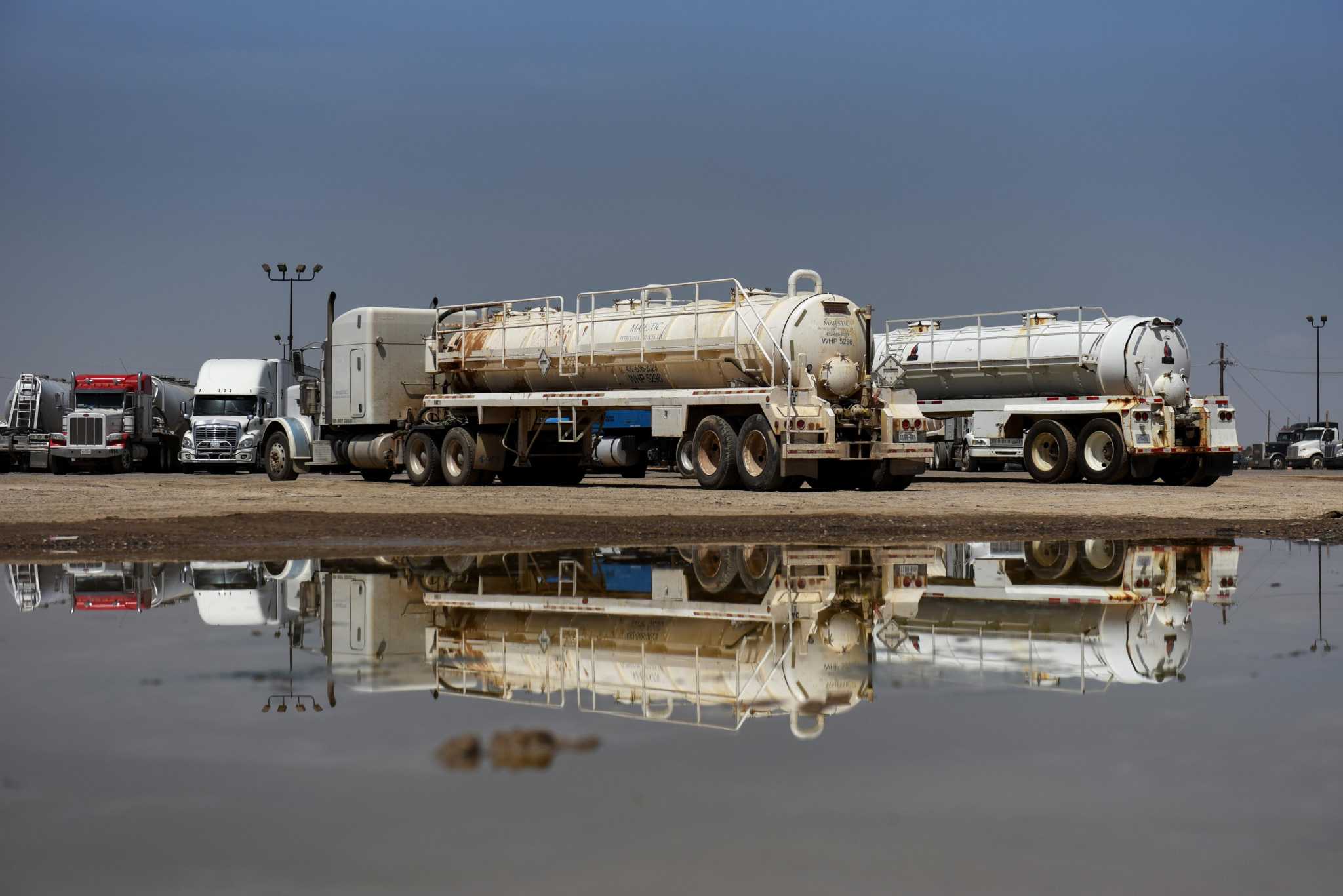 Truck driver shortage constrains booming Texas oil fields, U.S. economy