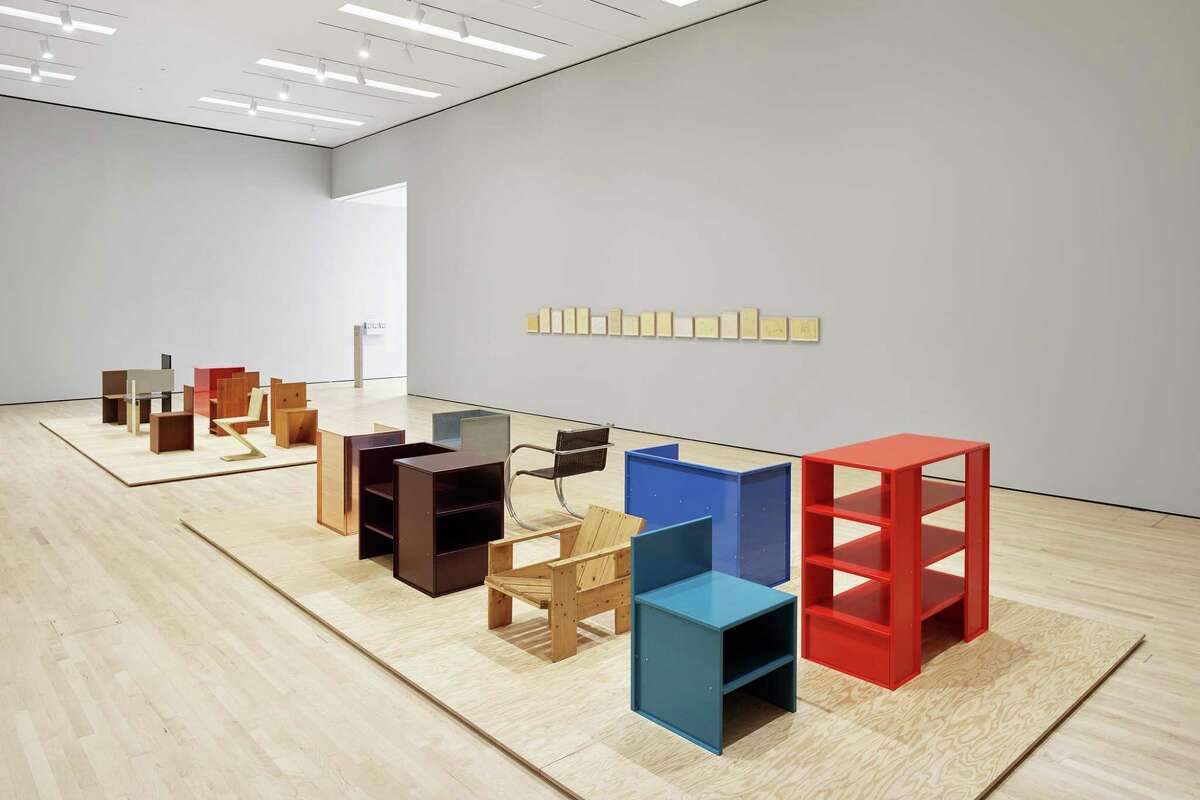 Reading Donald Judd furniture at SFMOMA