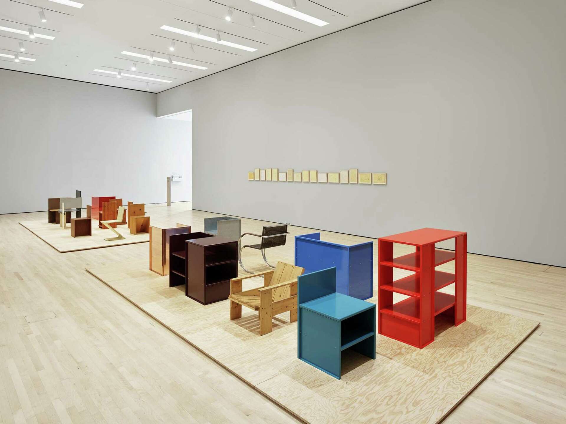Reading Donald Judd furniture at SFMOMA
