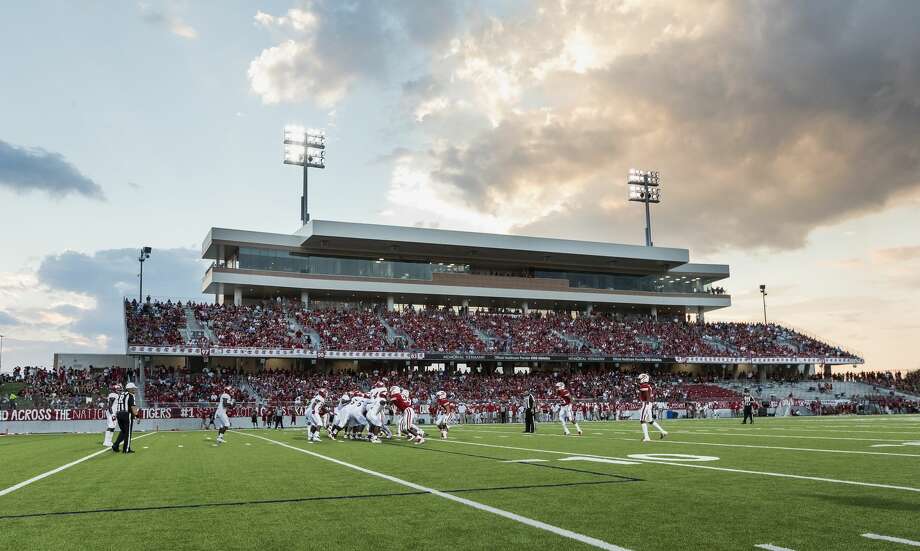 Zach Evans powers North Shore past Katy to begin season - Houston Chronicle