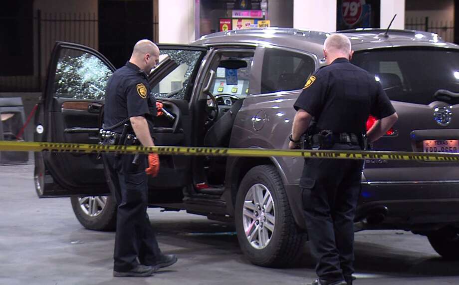 Bullet-riddled vehicle pulls into Northeast Side gas station, 2 men ...