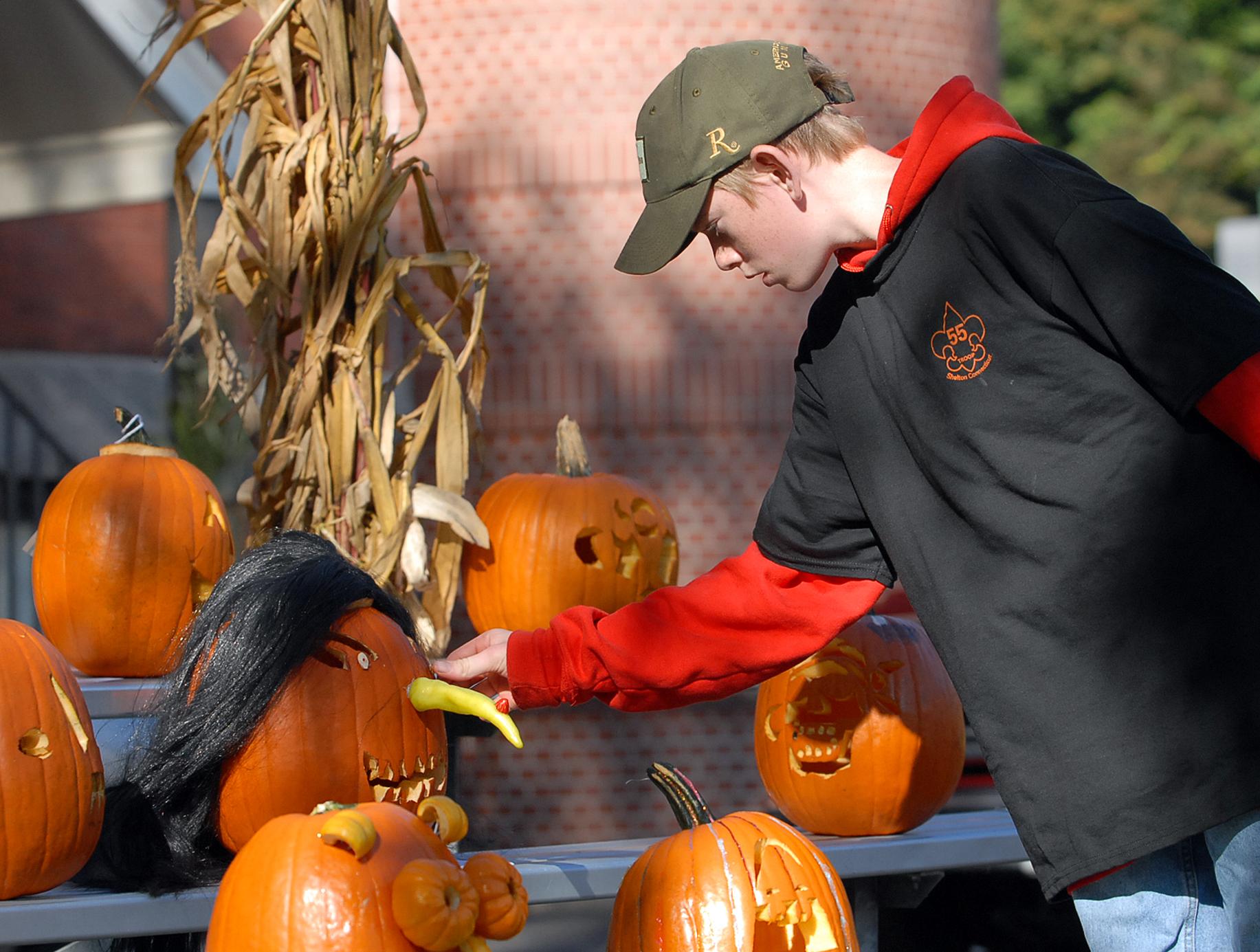 harvest faire endview plantation