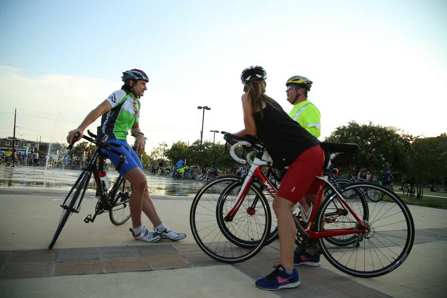 Houston bike riders take over the Houston streets