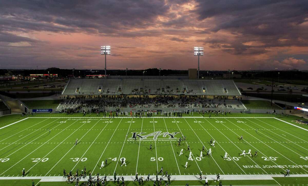 Football Conroe Rolls Past Mayde Creek As Hardeman Era Begins