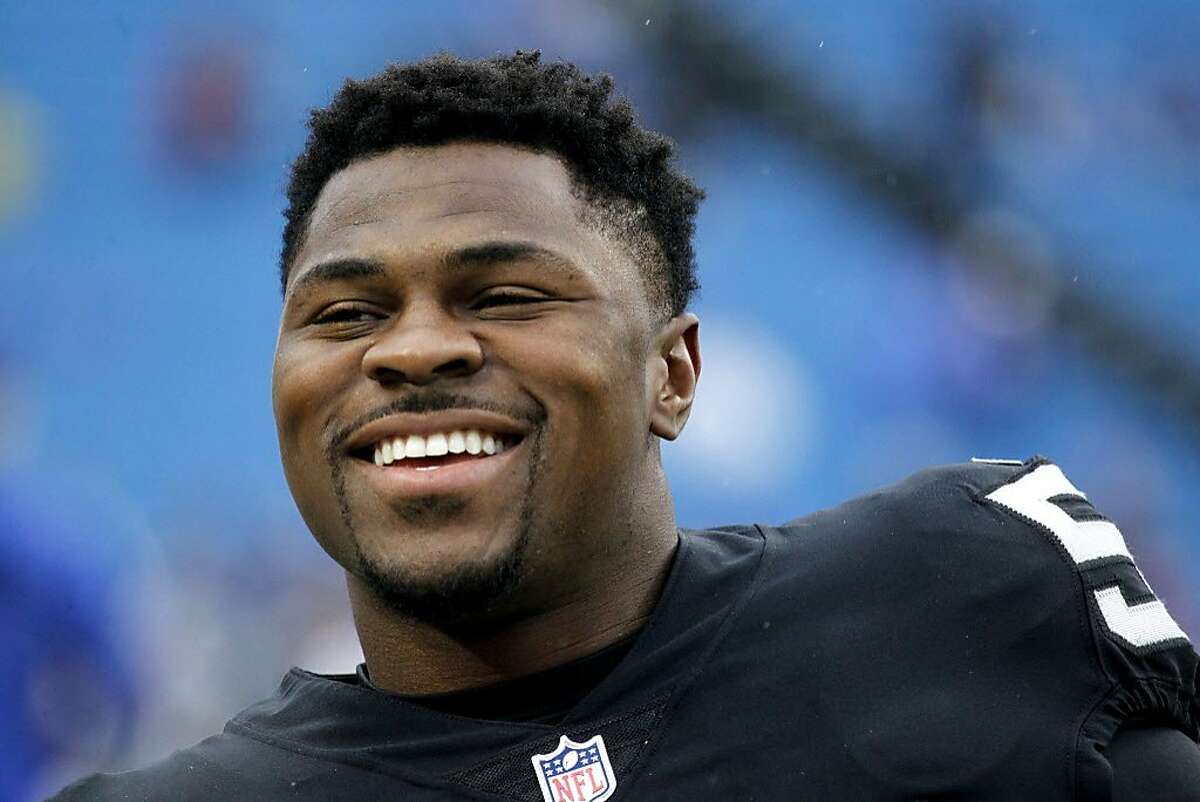 49ers: Pros & Cons of trading for Raiders' Khalil Mack