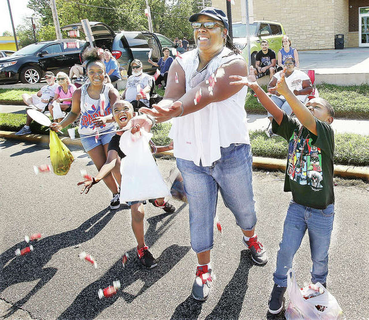 Large crowds celebrate Labor Day at Granite City parade