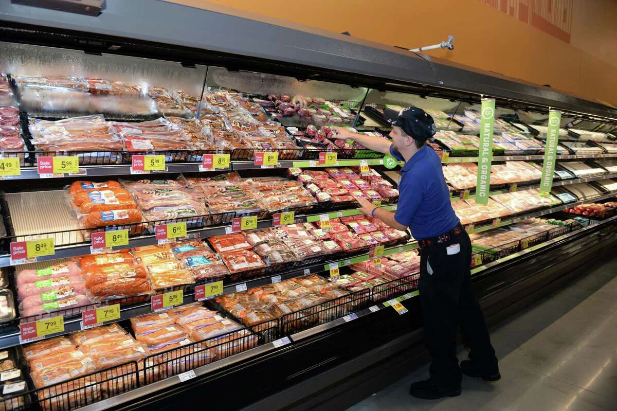 New Sugar Land Kroger store targets busy, tech-savvy shoppers with time