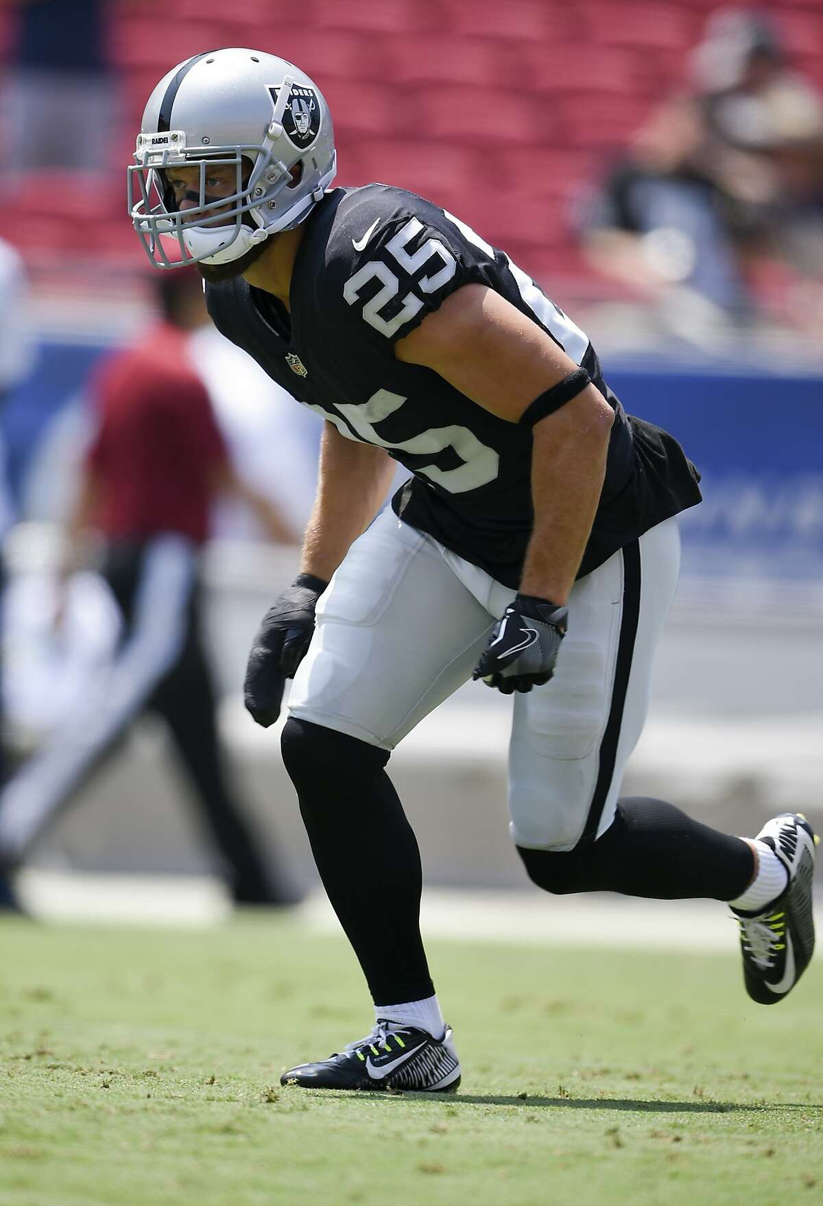 How Raiders safety Erik Harris made Pro Football Focus's Team of the Week -  Silver And Black Pride